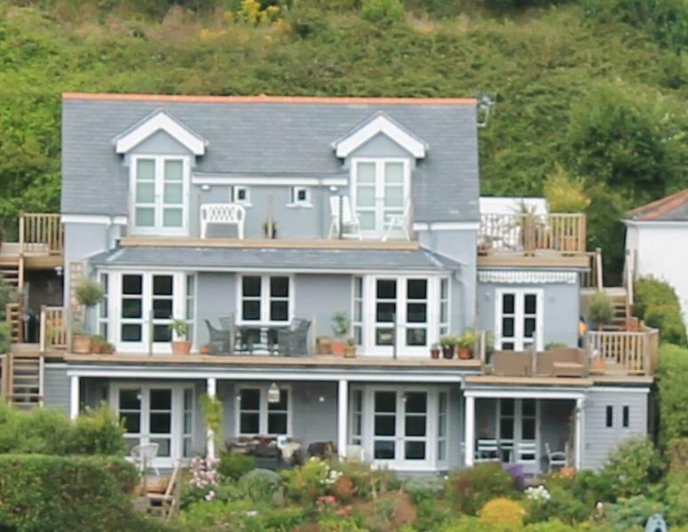 Compass Rose Bed & Breakfast Dartmouth Exterior photo